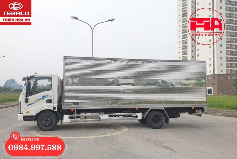 Minh họa một ưu điểm của cơ cấu lái trục vít con lăn, ví dụ như khả năng chịu tải nặng hoặc độ bền bỉ trên đường xấu